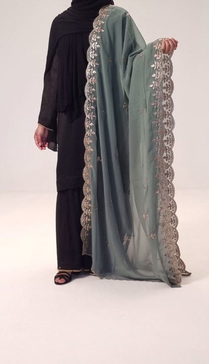 Sumayyah Dupatta